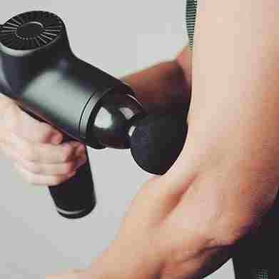 Deep Tissue fascial massager with 4 massage/ Muscle Massage Gun